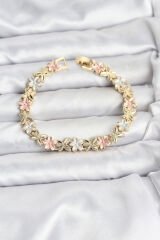 Lotus Model Pirinç Gold ve Pembe Renk Kadın Bileklik