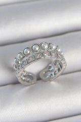 Pirinç Gümüş Renk 2'Li Sıra Zirkon Taşlı Ve İncili Ayarlanabilir Kadın Yüzük