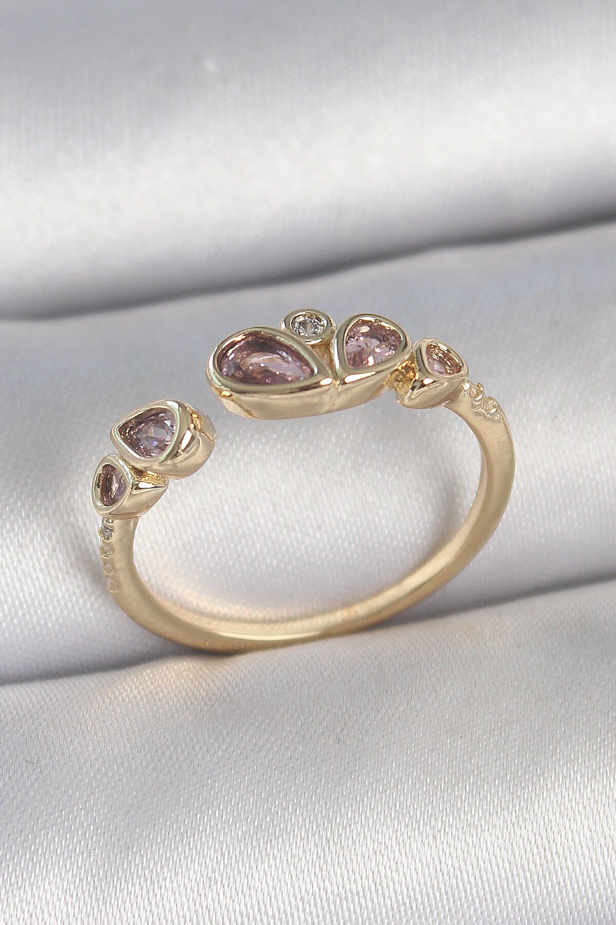 Pirinç Gold Renk Pembe Damla Zirkon Taşlı Ayarlanabilir Kadın Yüzük