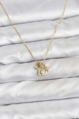 Pirinç Gold Renk Minimal Charmlı Kadın Kolye