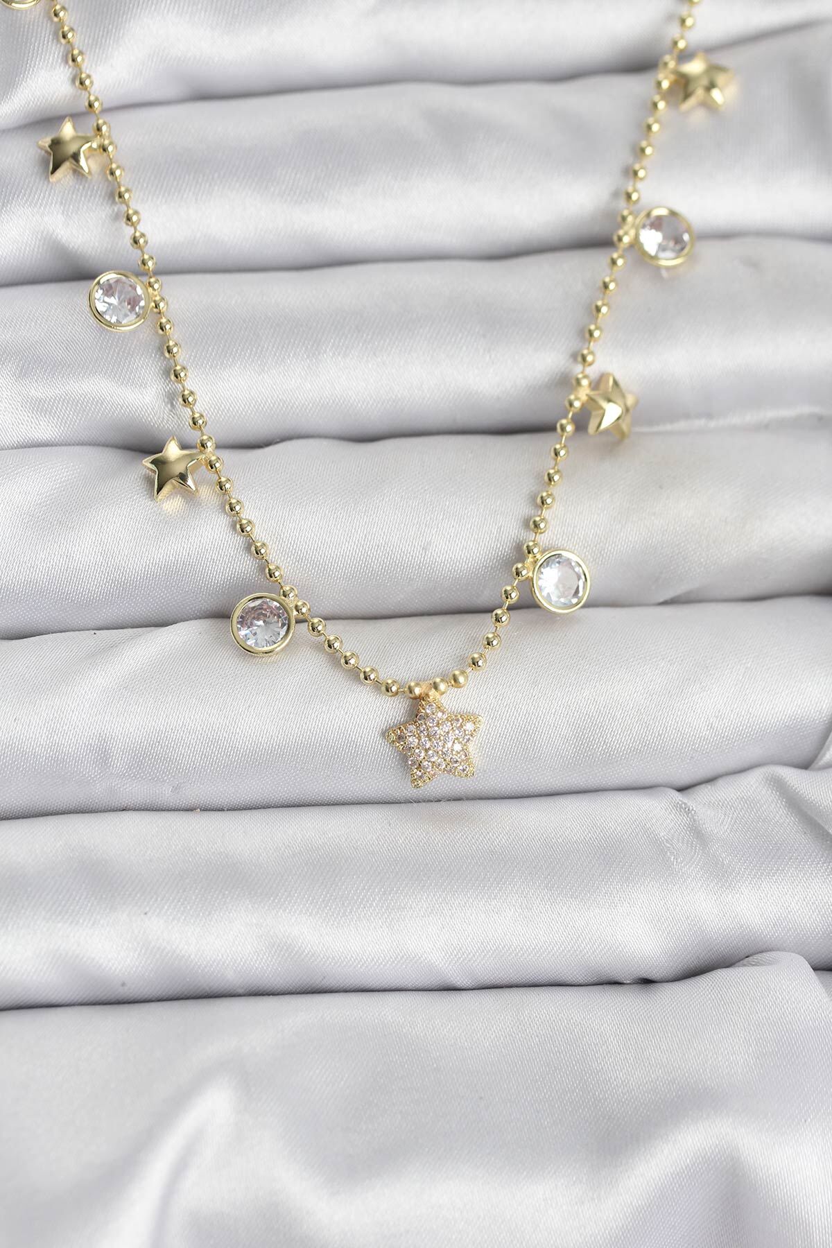 Pirinç Gold Renk Yıldız Model Kadın Kolye