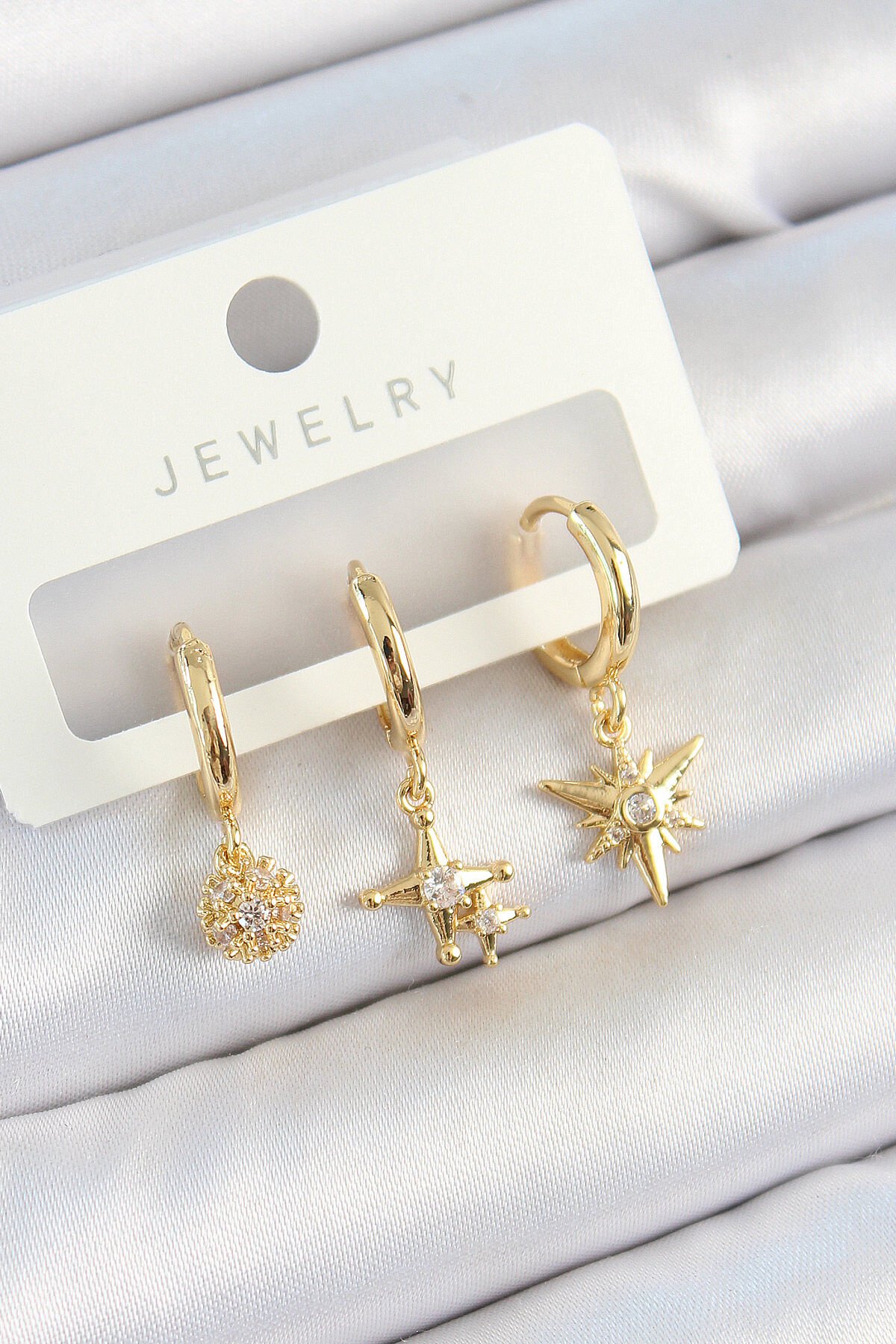 Pirinç Zirkon Taşlı Yıldız Model Gold Renk 3'lü Çift Kadın Küpe Set