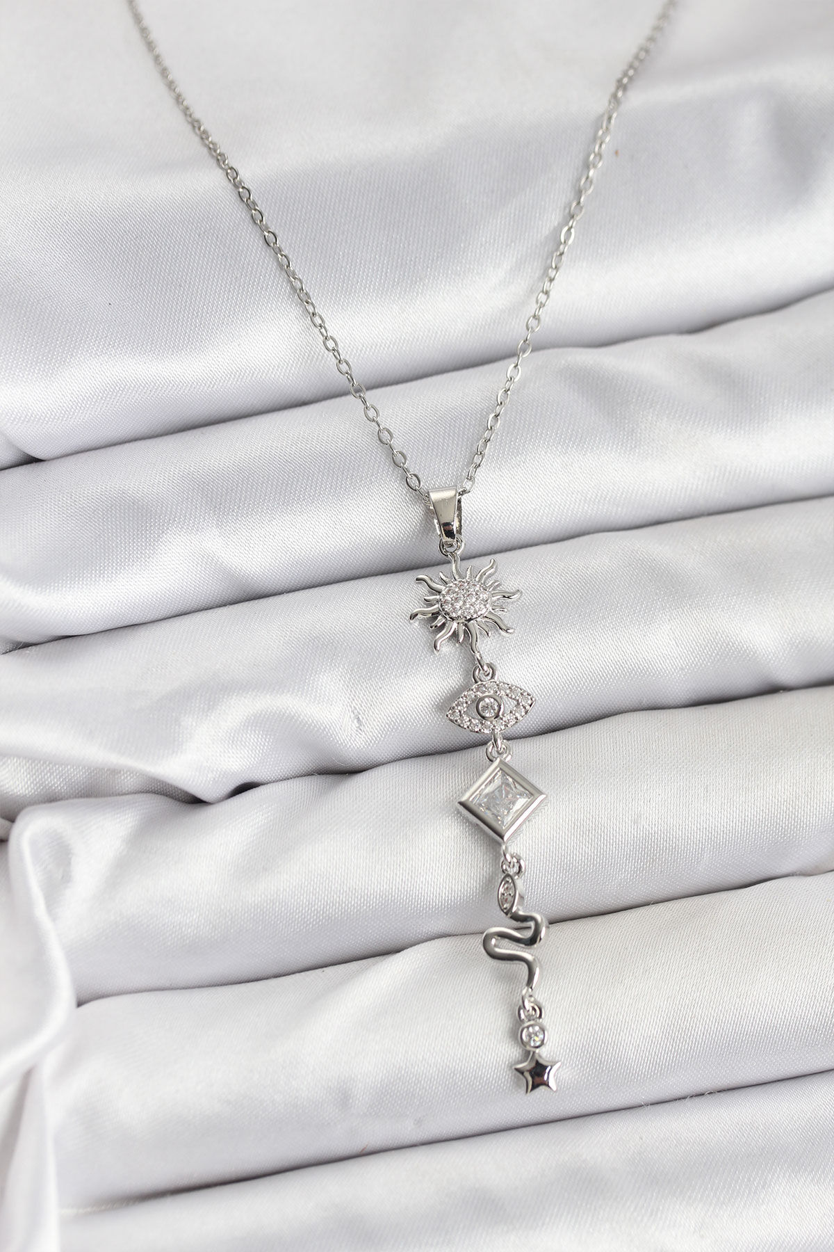 316L Çelik Zincir Gümüş Renk Güneş ve Enerji Model Kadın Y Kolye