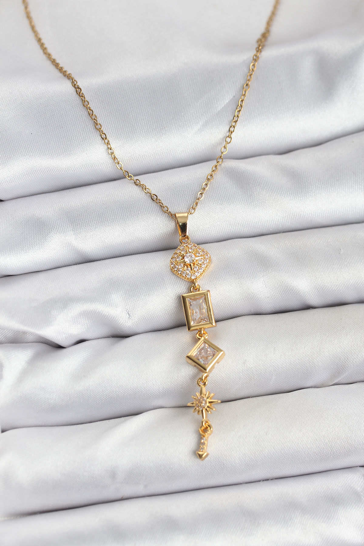 316L Çelik Zincir Gold Renk Kutup Yıldızı Enerji Model Kadın Y Kolye