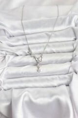 316L Çelik Zincir Gümüş Renk Kelebek Model Kadın Kolye