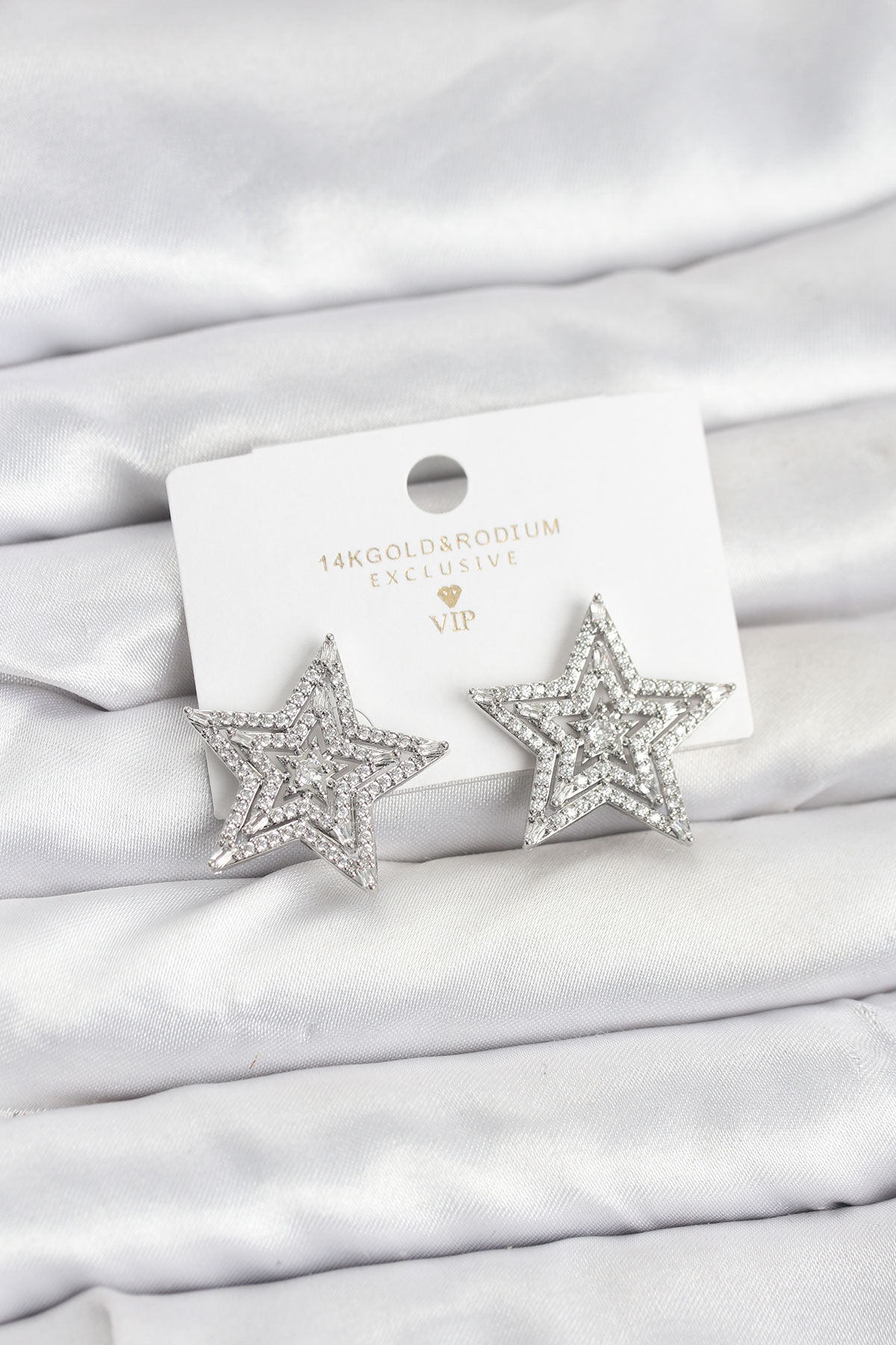 Gümüş Renk Pirinç Zirkon Taşlı Yıldız Model Kadın Küpe