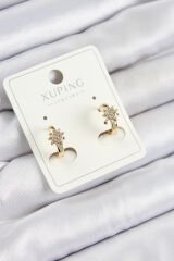 Xuping Zirkon Taşlı Çiçek Model Gold Renk Kadın Küpe