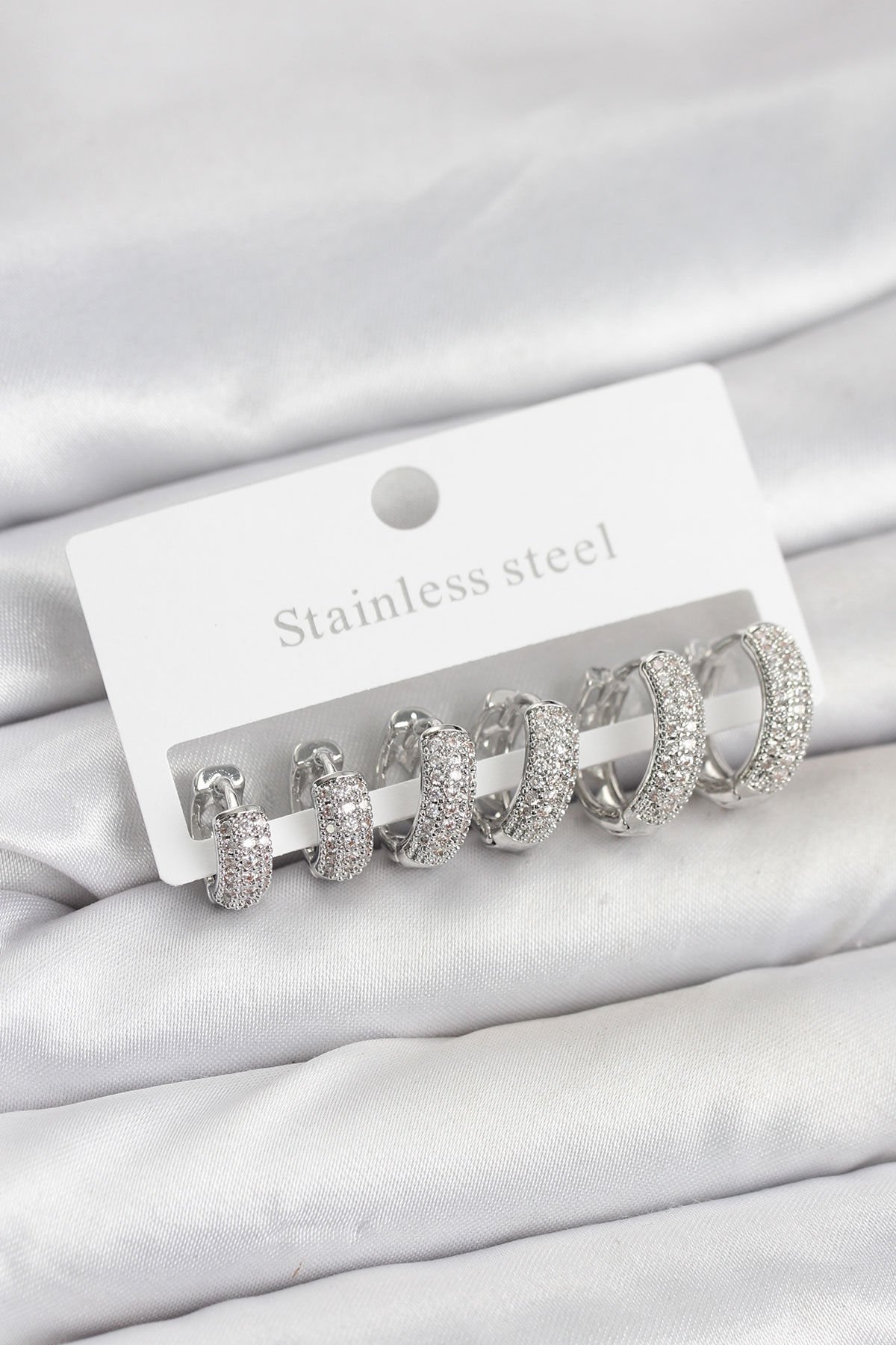 316L Çelik Gümüş Renk Zirkon Taşlı Halka Küpe Seti