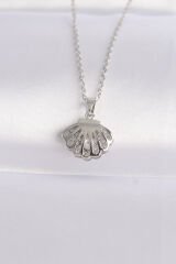 316L Çelik Zincir Gümüş Renk Zirkon Taşlı İnci Detay İstiridye Kolye