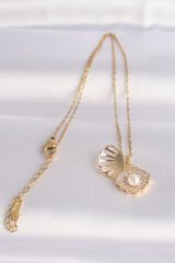 316L Çelik Zincir Altın Renk Zirkon Taşlı İnci Detay İstiridye Kolye