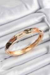 Mineli Pirinç Karışık Üçgen Motifli Gold Renk Kadın Kelepçe