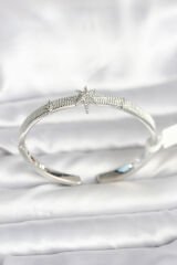 Pirinç Gümüş Renk Kutup Yıldızı Model Kadın Kelepçe Bileklik