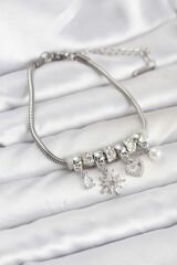 Pirinç Gümüş Renk Kutup Yıldızı ve Kalp Charmlı Kadın Bileklik