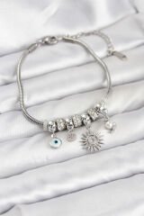 Pirinç Gümüş Renk Güneş Charmlı Kadın Bileklik