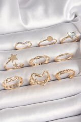 Pirinç Gold Renk Zirkon Taş Detaylı Kalp Yıldız Figür Kadın Yüzük Kombini