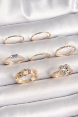 Pirinç Gold Renk Zirkon Taşlı Kalp Figür Düğüm Detay Kadın Yüzük Kombini