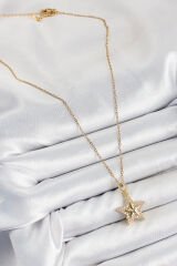 316L Çelik Zirkon Taşlı Yıldız Model Gold Renk Kadın Kolye