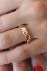 Gold Renk Sarmal Model Kadın Yüzük