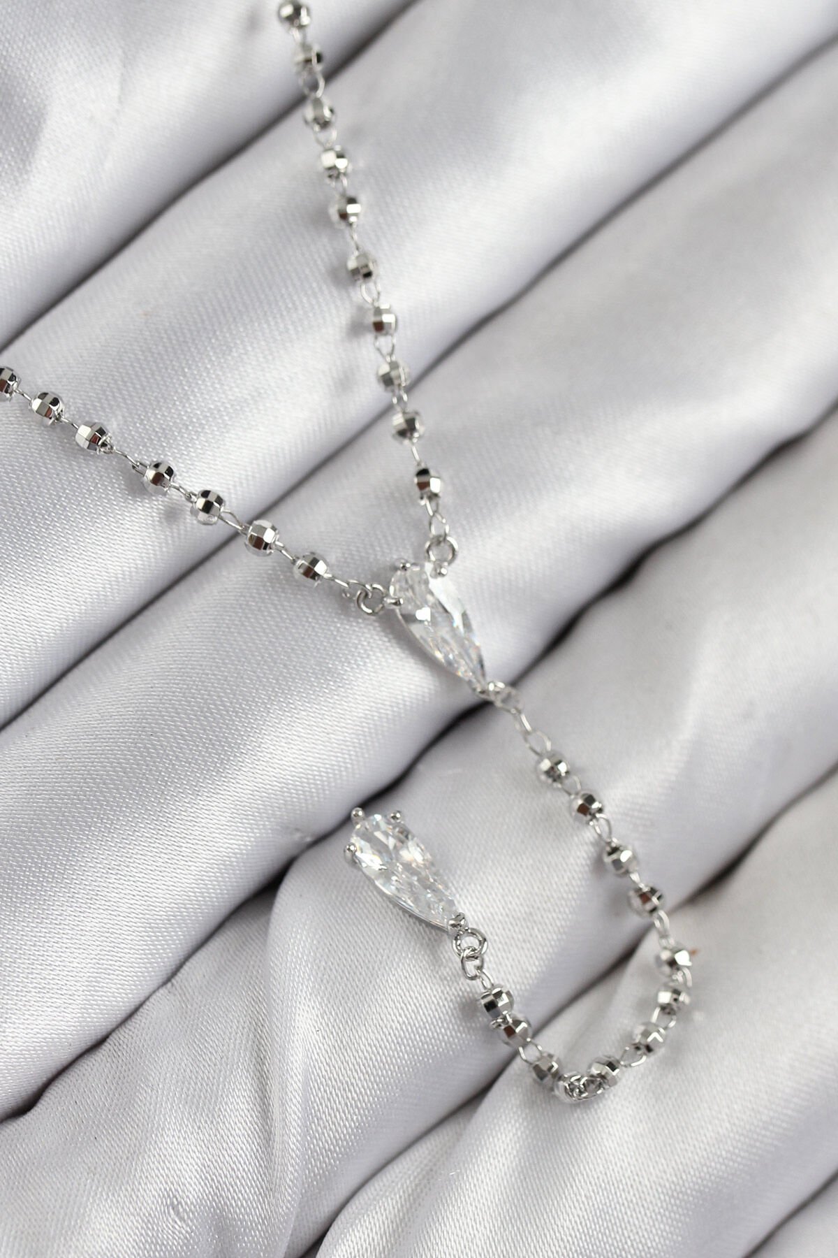 Pirinç Zirkon Taşlı Gümüş Renk Kadın Y Kolye