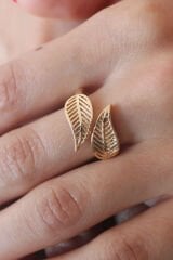 Gold Renk Yaprak Model Kadın Yüzük