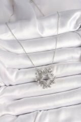 316L Çelik Gümüş Renk Zirkon Taşlı Yıldız Model Kadın Kolye