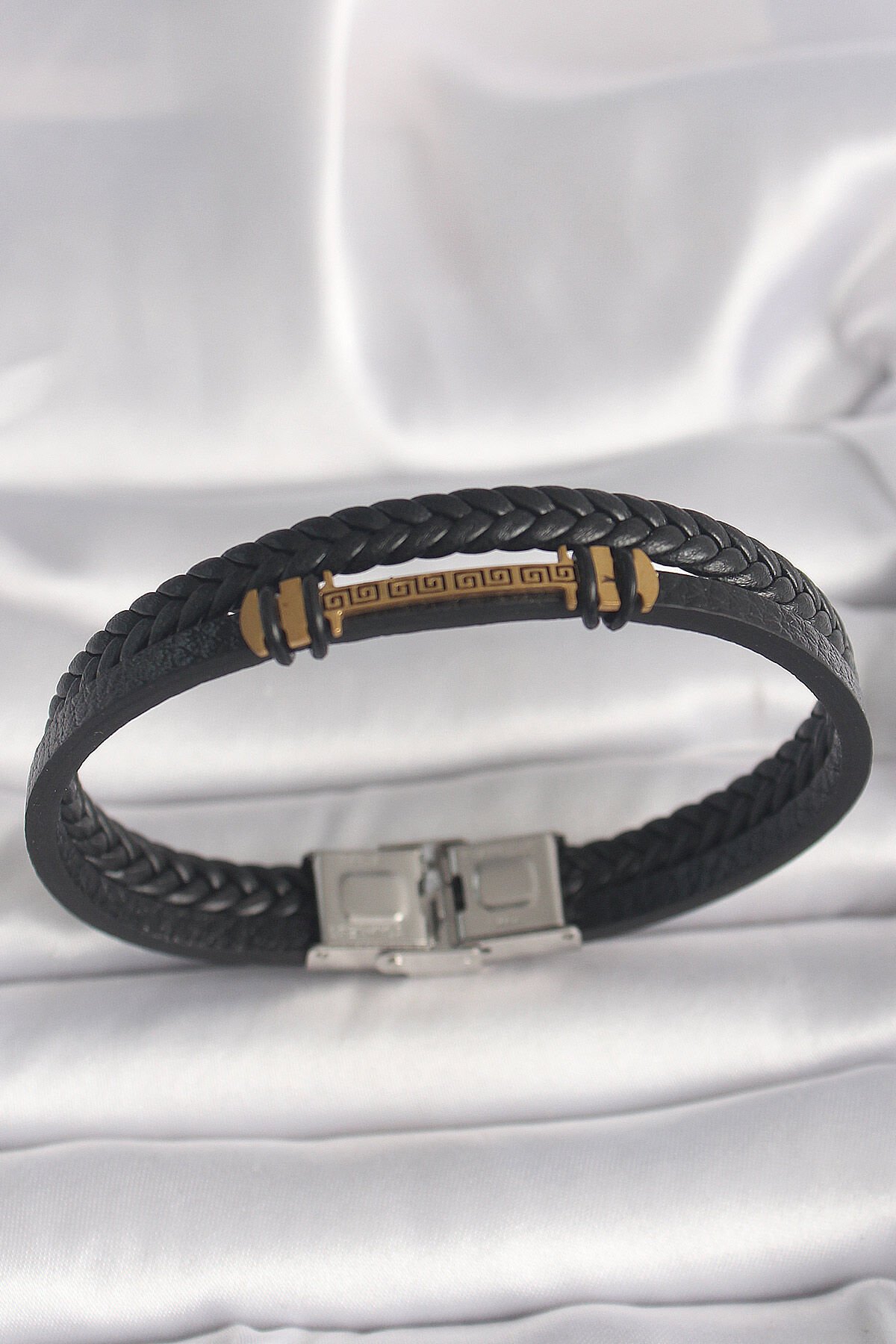 316L Çelik Gold Renk ZikZak İşlemeli Aksesuarlı Çift Sıra Burgu Desenli Deri Kordon Erkek Bileklik