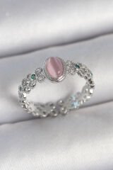 Pirinç Gümüş Renk Zirkon Taş Detaylı Pembe Mineli Damla Model Ayarlanabilir Kadın Yüzük