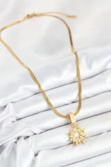316L Çelik Zirkon Taşlı Yıldız Model Gold Renk Kadın Kolye
