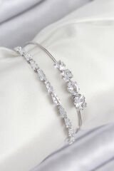 Pirinç Zirkon Taşlı Su Yolu Model Gümüş Renk Kadın Bileklik