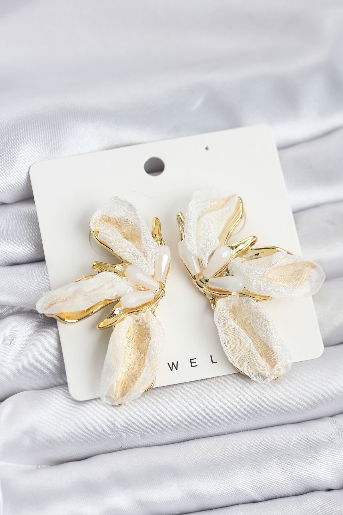 Lotus Model Beyaz Renk Tüllü Kadın Küpe