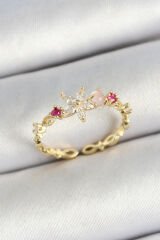 Pirinç Papatya Figürlü Zirkon Taşlı Gold Renk Ayarlanabilir Kadın Yüzük