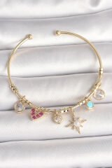 Pirinç Gold Renk Zirkon Taşlı Sallantı Kutup Yıldız Figür İnci Detay Charm Kadın Bileklik