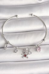 Pirinç Gümüş Renk Sallantı Zirkon Taşlı Ayıcık Figür Kırmızı Taş Detay Charm Kadın Bileklik