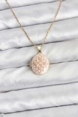 316L Çelik Zincir Gold Renk Mineli Lotus Model Açılabilir Kadın Kolye