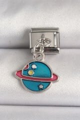 316L Çelik Gümüş Renk Mavi Satürn Model Nomination Charm