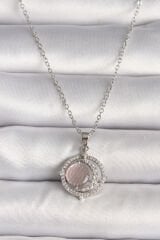 316L Çelik Gümüş Renk Zirkon Taşlı Pembe Sedefli Hilal Model Kadın Kolye