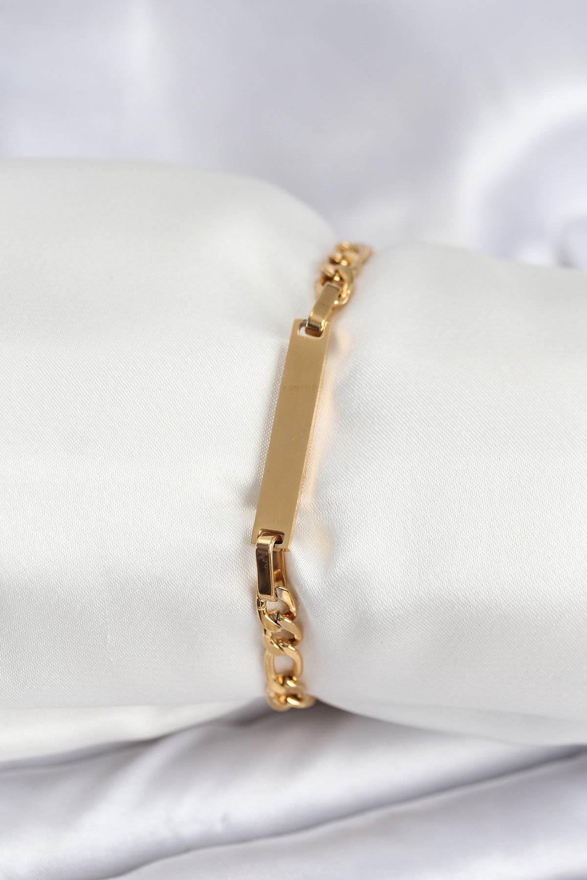 316L Çelik Gold Renk Yazı Yazmaya Uygun Kadın Bileklik