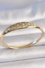 Pirinç Gold Renk Zirkon Taşlı Yıldız İşlemeli Kadın Kelepçe