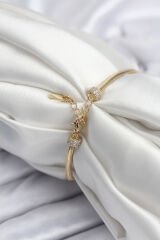 Pirinç VIP Seri Gold Renk Kutup Yıldızı Model Kadın Bileklik