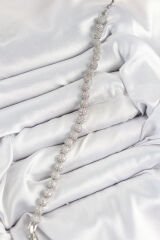 Pirinç Zirkon Taşlı Yarım Topcuk Model Gümüş Renk VIP Seri Kadın Bileklik