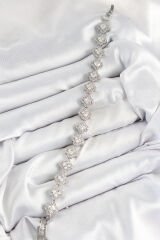 Pirinç Zirkon Taşlı Yonca Baget Model Gümüş Renk VIP Seri Kadın Bileklik