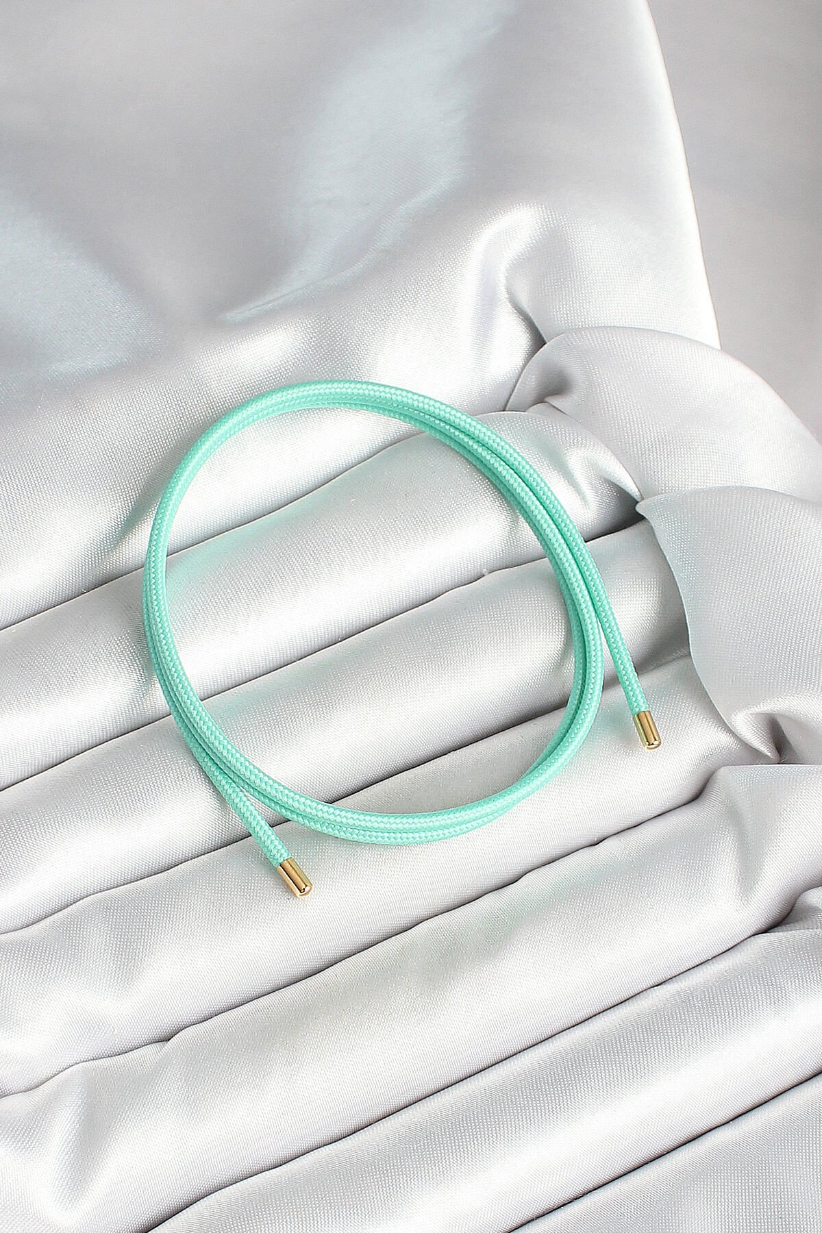 Mıknatıslı Turkuaz Renk Sarmal Kadın Bileklik