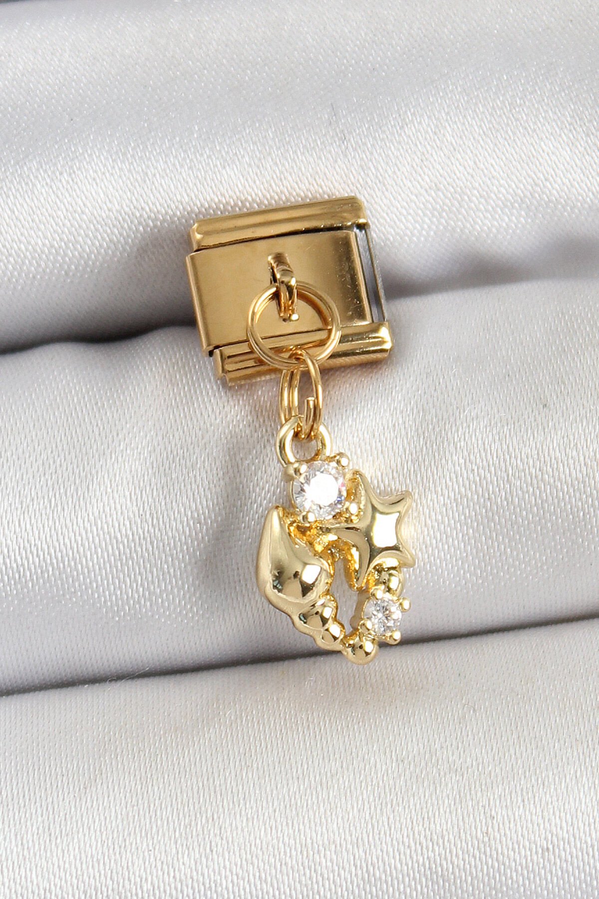 316L Çelik Sallantılı Zirkon Taşlı Deniz Kabuğu Ve Yıldız Model Gold Renk Nomination Charm