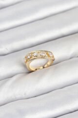 Pirinç Gold Renk Zirkon Taşlı Kadın Yüzük