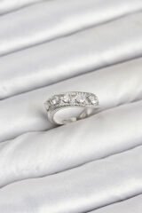 Pirinç Gümüş Renk Zirkon Taşlı Kadın Yüzük