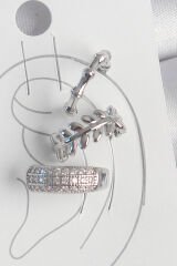 Pirinç Gümüş Renk Zirkon Taşlı 3'Lü Model Yaprak Figür Kadın Kıkırdak Küpe