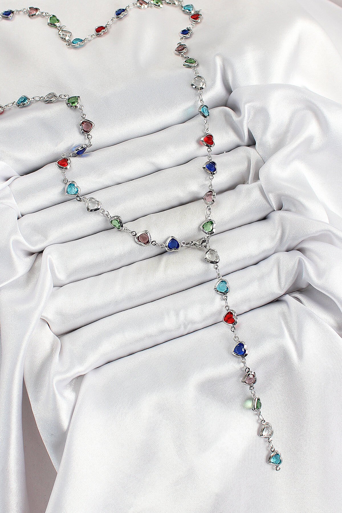 Pirinç Gümüş Renk Karışık Renk Zirkon Taşlı Kalpli Y Kadın Kolye