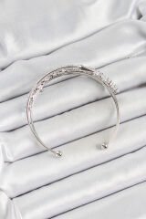 Pirinç Gümüş Renk Arpa Zirkon Taşlı Kadın Bileklik