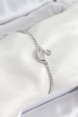 Pirinç Gümüş Renk Zirkon Taşlı Kuğu Model Kadın Bileklik