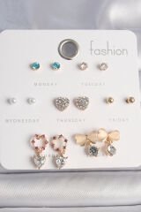 Pirinç Gold Renk Zirkon Taşlı Kalp Beyaz Mineli Fiyonk Figür 7 Çift Kadın Küpe Seti